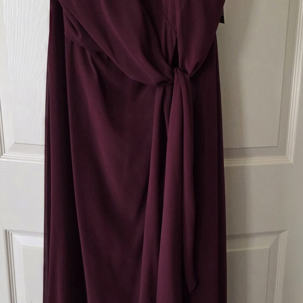 New! New! Bill Levkoff Elegant Knot-Front Women's Gown in Wine Size 22  X length
